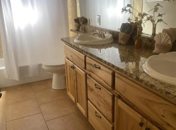 Shoshone Lower Unit With And Pool Views Ferienhaus Lake Havasu City